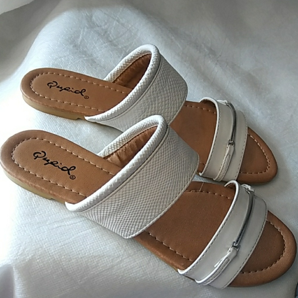 👡New Women's White Color Slip On Sandals